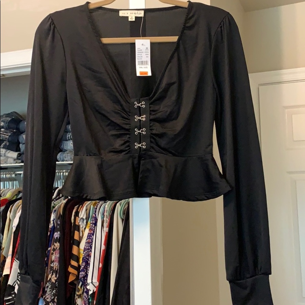 L.A. Hearts Long Sleeve Blouse - Picture 4 of 16